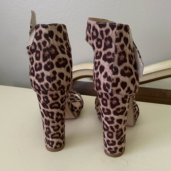 Leopard Print Women's Heels - Picture 3 of 4